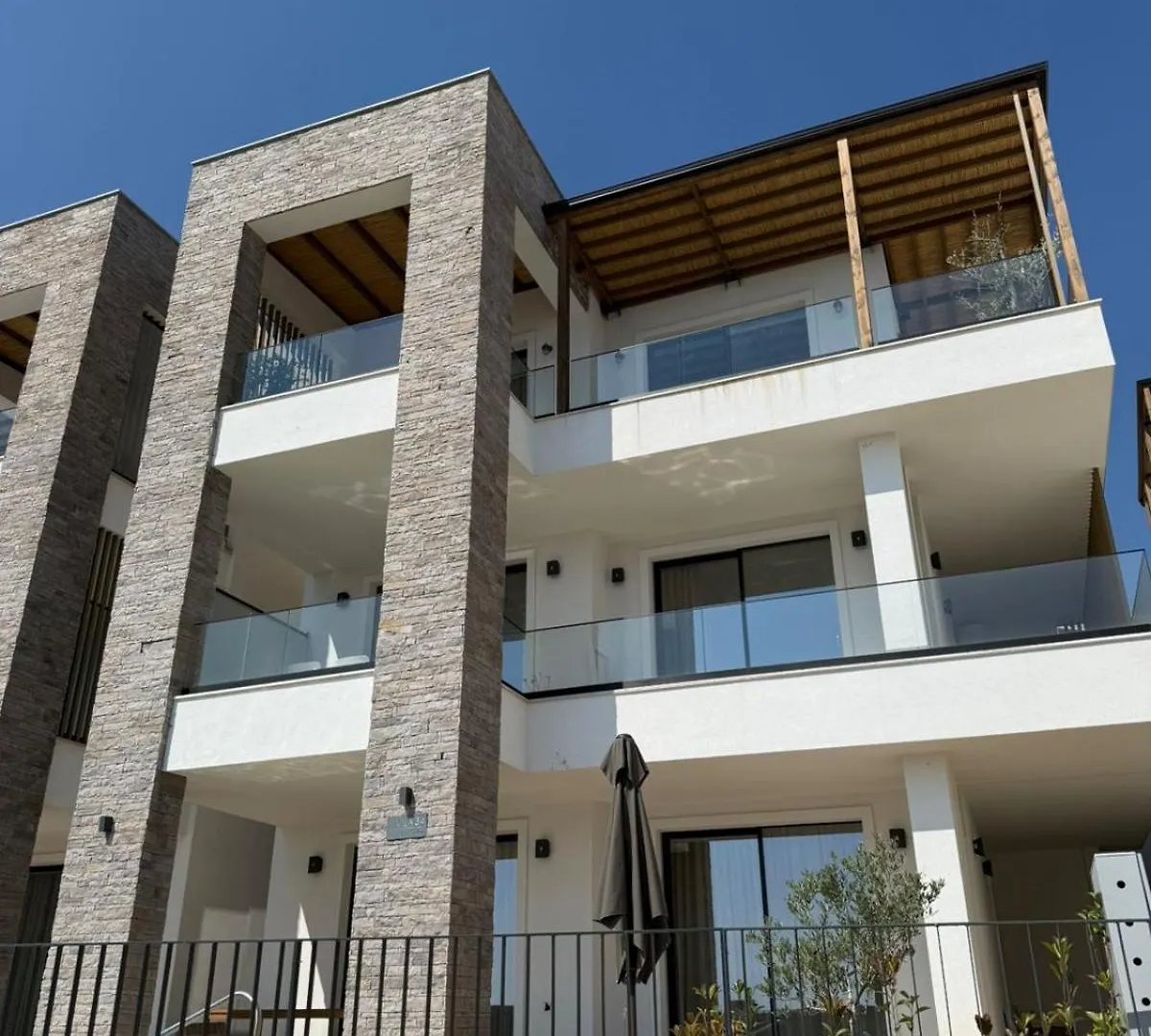 הימארה Seasalt Escape Thymus Resort 0*,